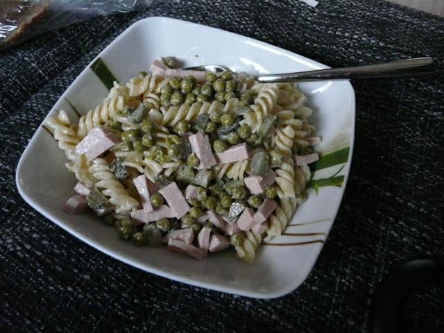 Sałatka makaronowa.,kawalerska