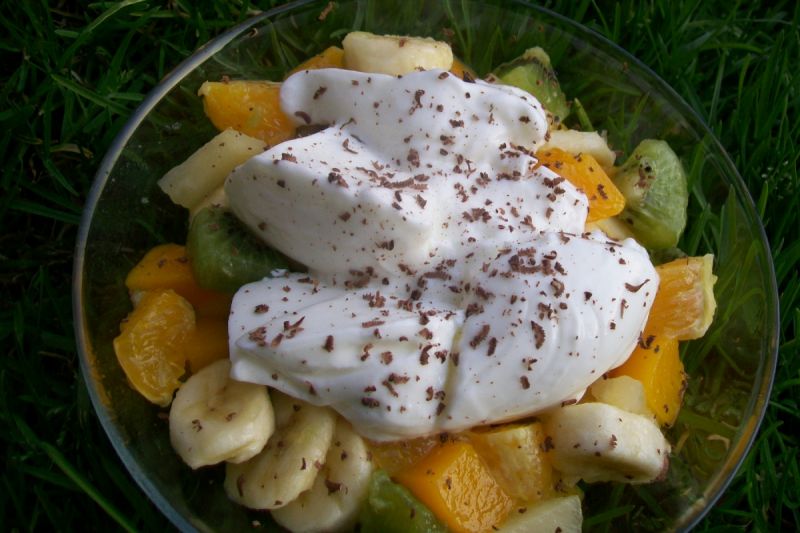 Sałatka mocno owocowa Sałatka mocno owocowa