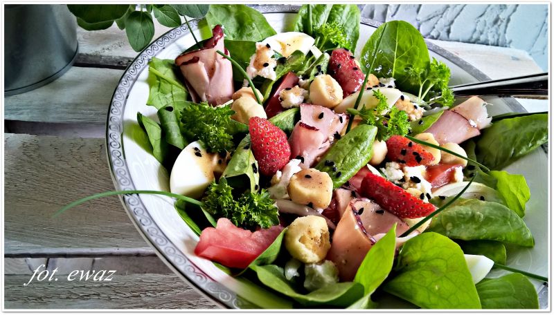 Sałatka na kilka kęsów