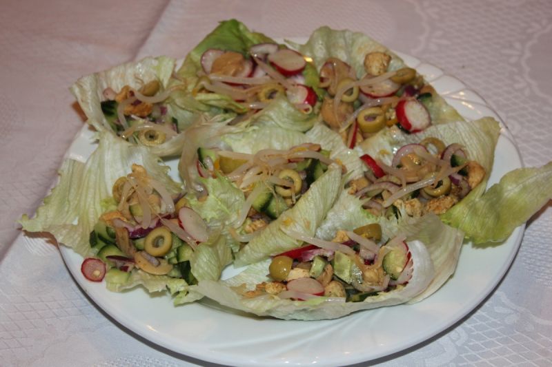 Sałatka na listkach Sałatka na listkach