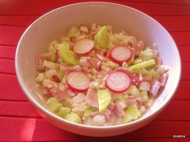 Sałatka na śniadanko orzeżwiająca