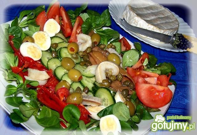 Sałatka nicejska. 