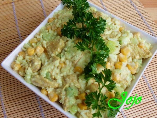 Salatka o smaku curry. Salatka o smaku curry.