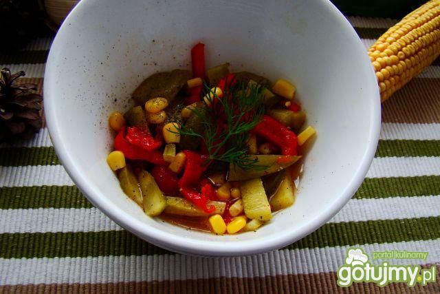 Sałatka obiadowa szwedzka 