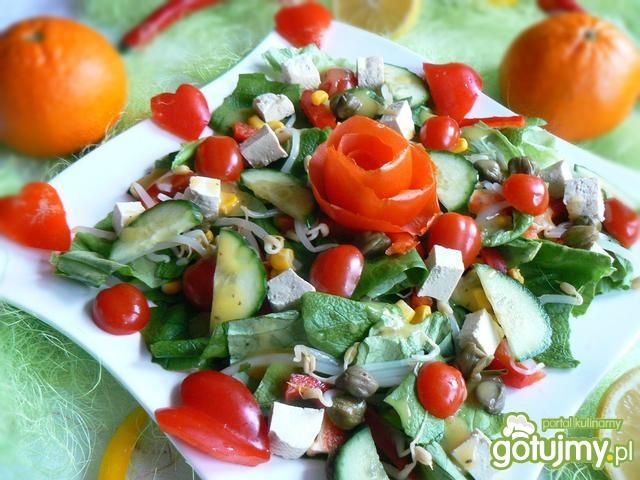  Sałatka od serca z miłości do wiosny 