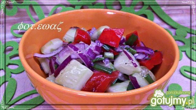 Sałatka - ogórek i papryka Sałatka - ogórek i papryka