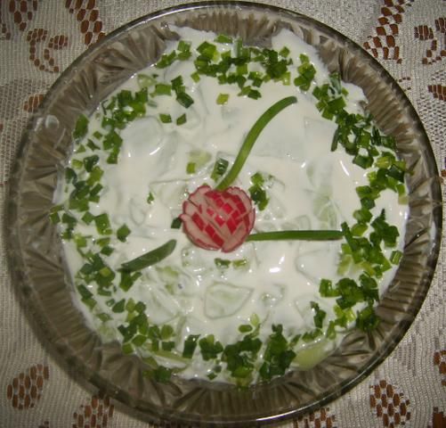 Sałatka ogórkowa Sałatka ogórkowa