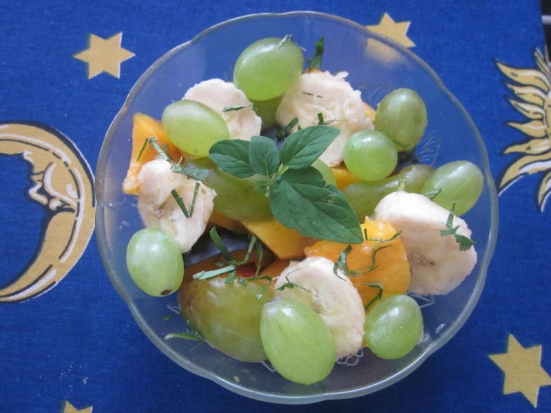 Sałatka orzeźwiająca Sałatka orzeźwiająca