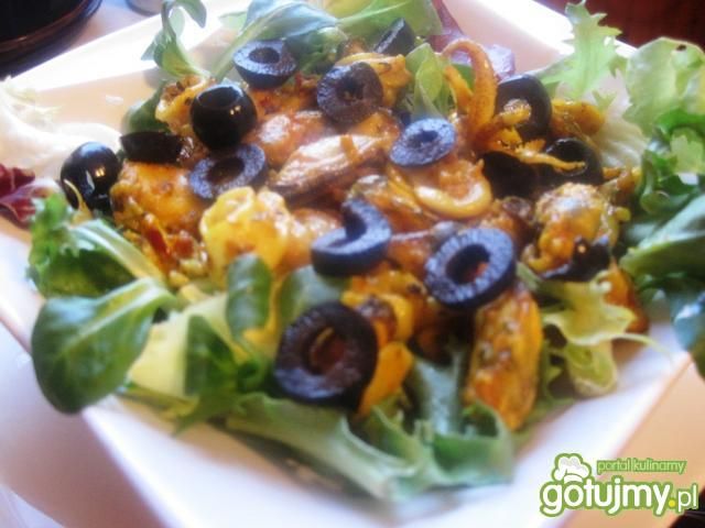 Sałatka - owoce morza o smaku curry Sałatka - owoce morza o smaku curry