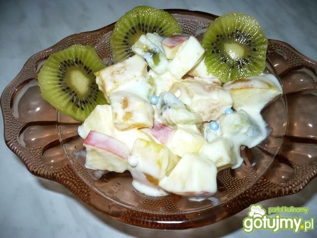 sałatka owocowa z serkiem