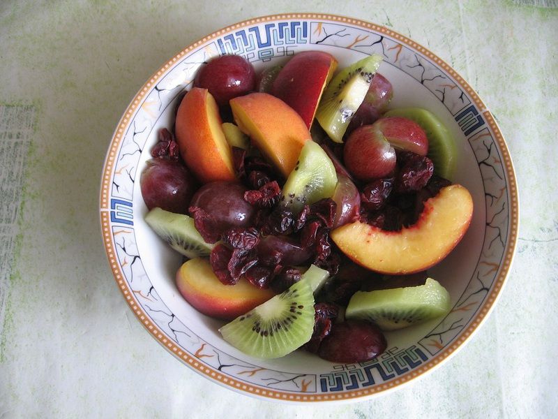 Sałatka owocowa z żurawiną