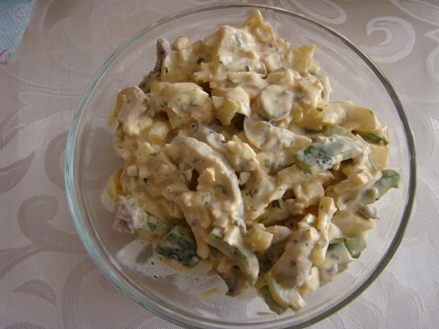 Sałatka  paprykowo - pieczarkowa