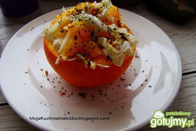 Sałatka pekińska z pomarańczą  Sałatka pekińska z pomarańczą