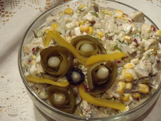 Sałatka pieczarkowa Szpileczki