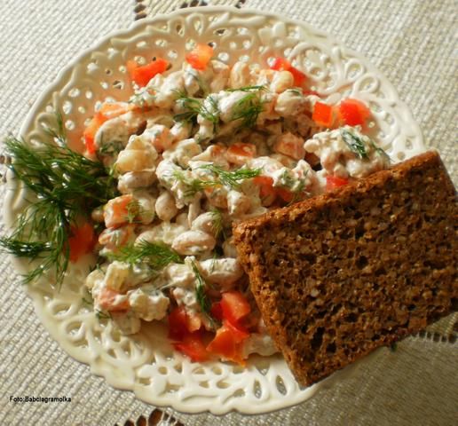 Sałatka ,, po krupnikowa ,, : Sałatka ,, po krupnikowa ,, :