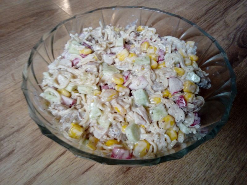 Sałatka polsko - chińska Sałatka polsko - chińska