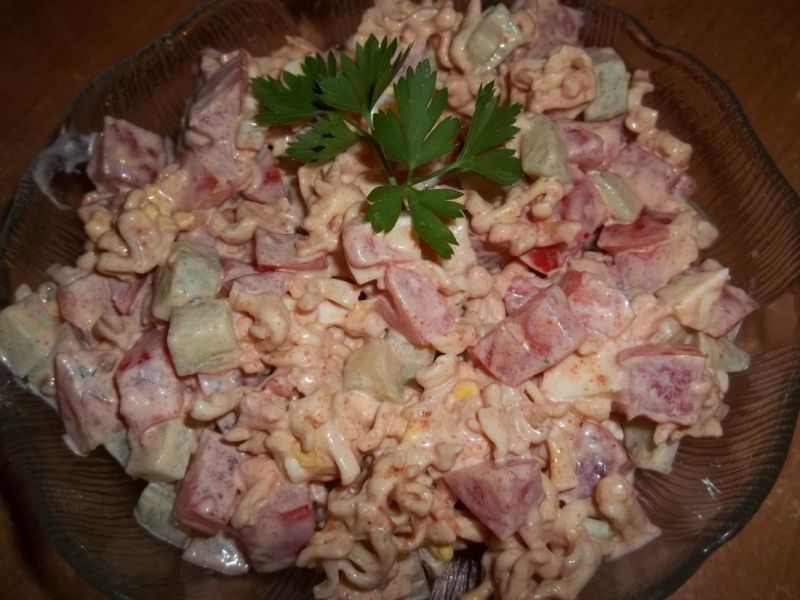 Sałatka "pomidorowa" Sałatka "pomidorowa"