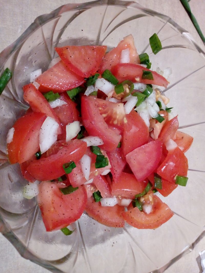 Sałatka pomidorowa