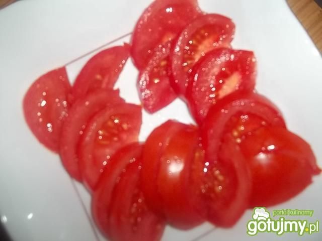 Sałatka pomidorowo-serowa