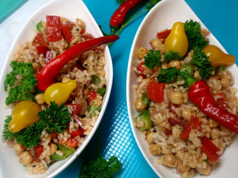 Sałatka ryżowa na szybko