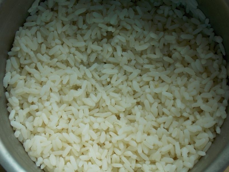 Sałatka ryżowa z bobem