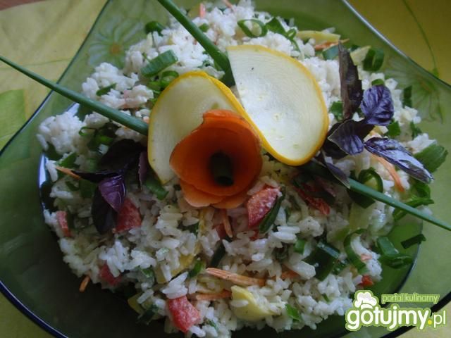 Sałatka ryżowa z cukinią Sałatka ryżowa z cukinią