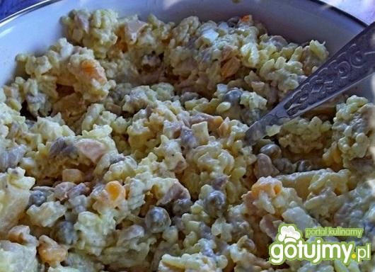 Sałątka ryżowa z curry Sałątka ryżowa z curry