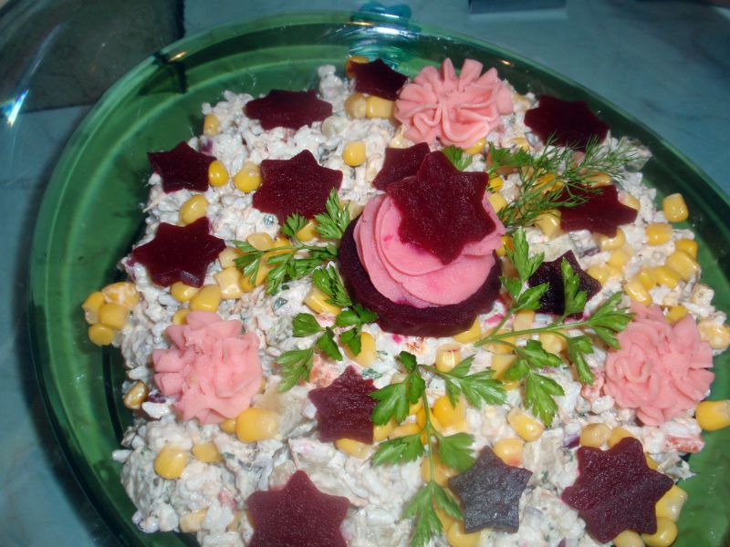 Sałatka ryżowa z gwiazdkami Sałatka ryżowa z gwiazdkami