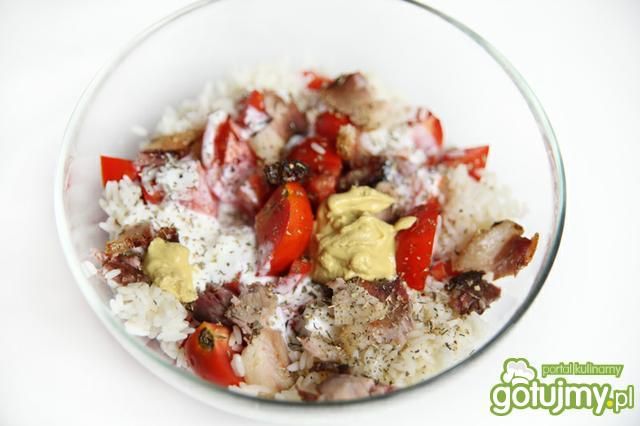 Sałatka ryżowa z kurczakiem 2 Sałatka ryżowa z kurczakiem 2