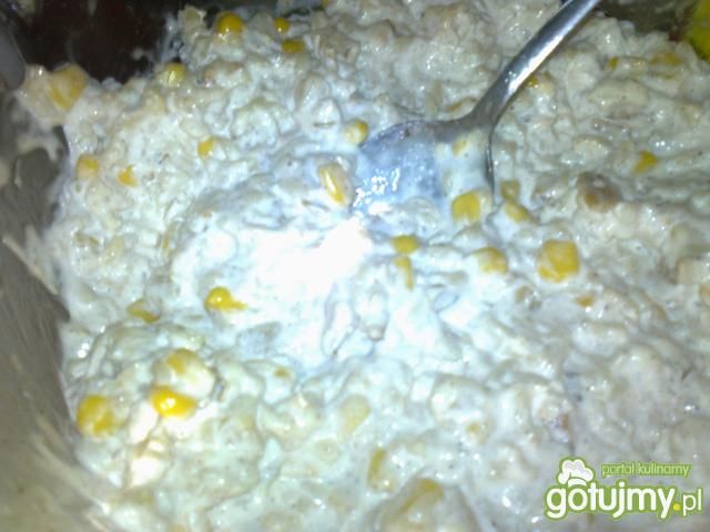 Sałatka ryżowa z kurczakiem Sałatka ryżowa z kurczakiem