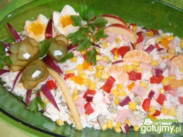 Sałatka ryżowa z mandarynką