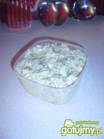 Sałatka ryżowa z sosem tatarskim Sałatka ryżowa z sosem tatarskim