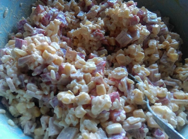 Sałatka ryżowa z szynką