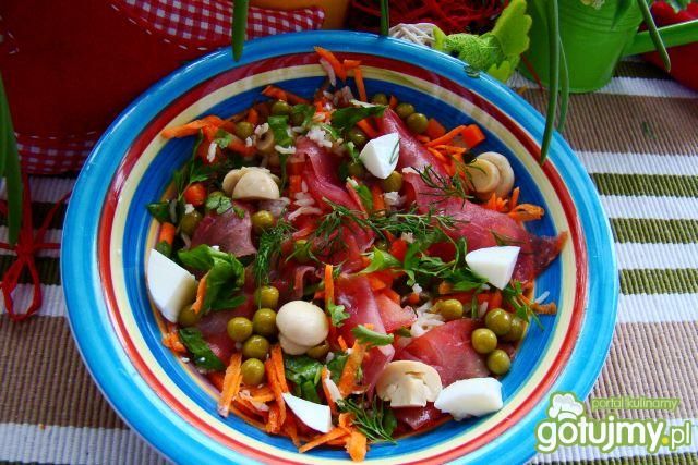 Sałatka ryżowo warzywna z szczawiem  Sałatka ryżowo warzywna z szczawiem