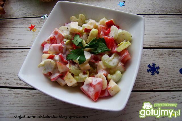 Sałatka selerowa z jabłkiem  Sałatka selerowa z jabłkiem