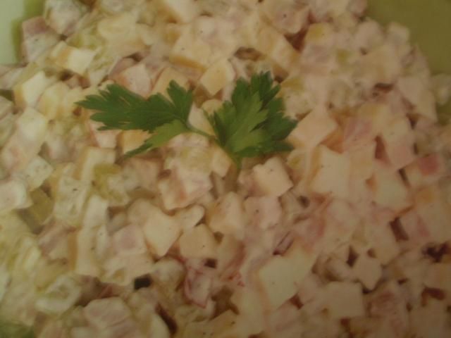 Sałatka serowa Sałatka serowa