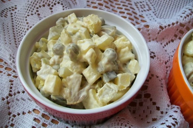 Sałatka śledziowa Sałatka śledziowa