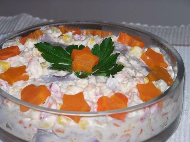 Sałatka śledziowa Sałatka śledziowa