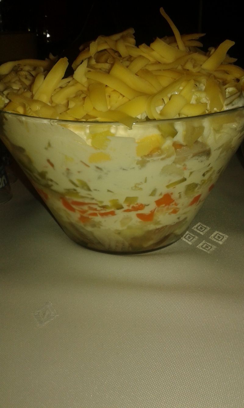 Sałatka śledziowa.