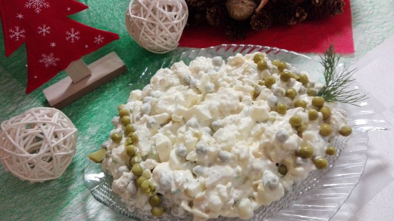 Sałatka śledziowa Sałatka śledziowa