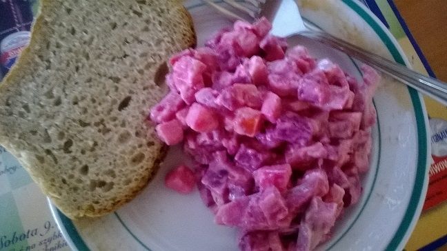 Sałatka śledziowa na 5 składników  Sałatka śledziowa na 5 składników