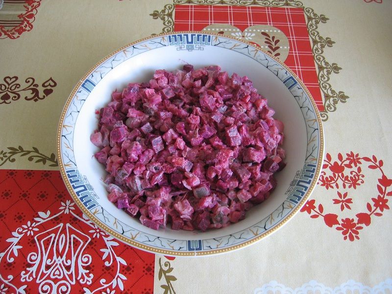 Sałatka śledziowa z burakami