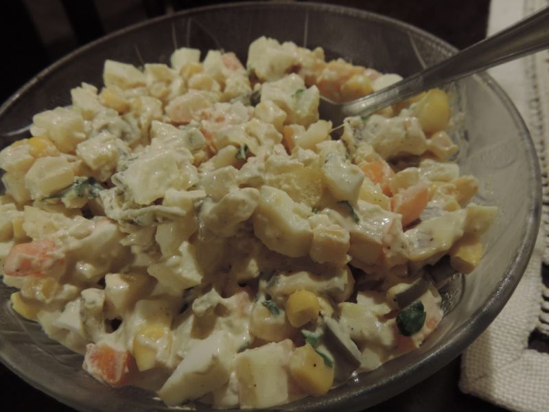 Sałatka śledziowa z jabłkiem