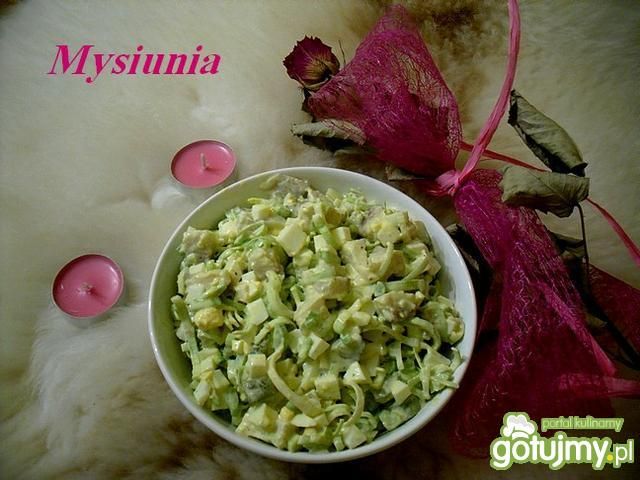 Sałatka śledziowa z porem Sałatka śledziowa z porem