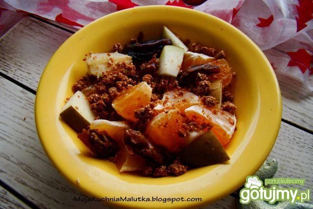 Sałatka śniadaniowa  z błonnikiem granul Sałatka śniadaniowa  z błonnikiem granul