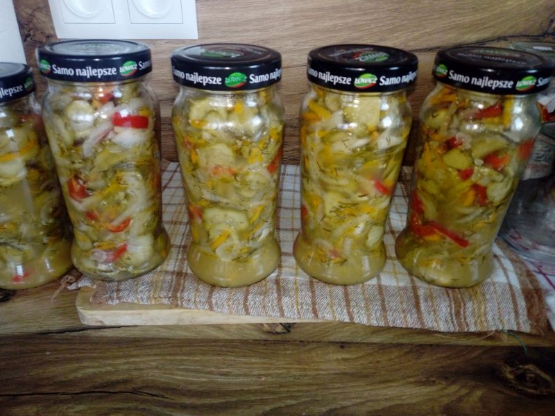 Sałatka szwedzka z papryką