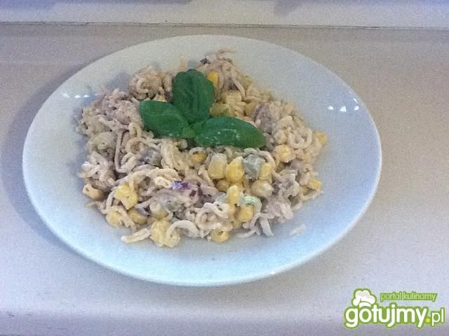 Sałatka trochę chińska Sałatka trochę chińska