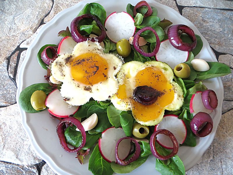 Sałatka trochę wiosenna