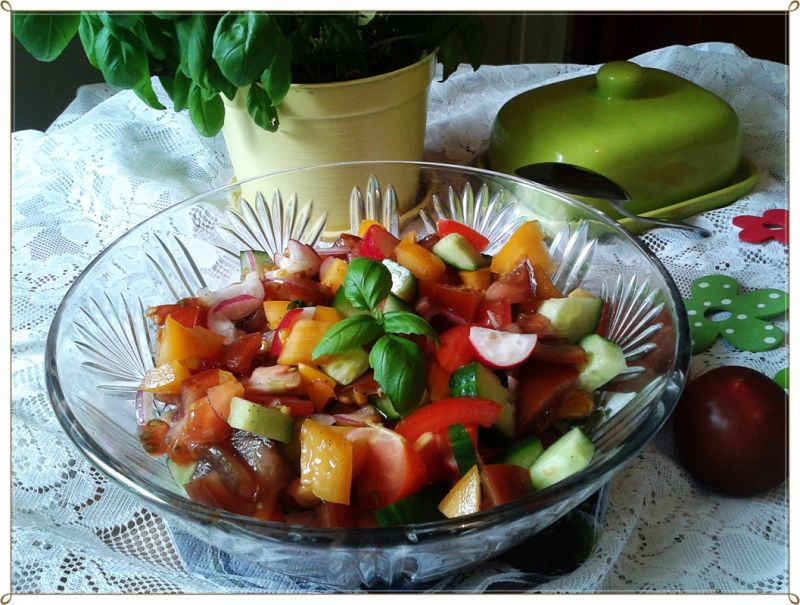 Sałatka trzy kolory pomidory