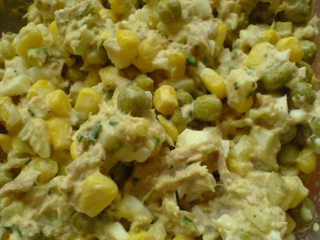 Sałatka tuńczykowo-warzywna